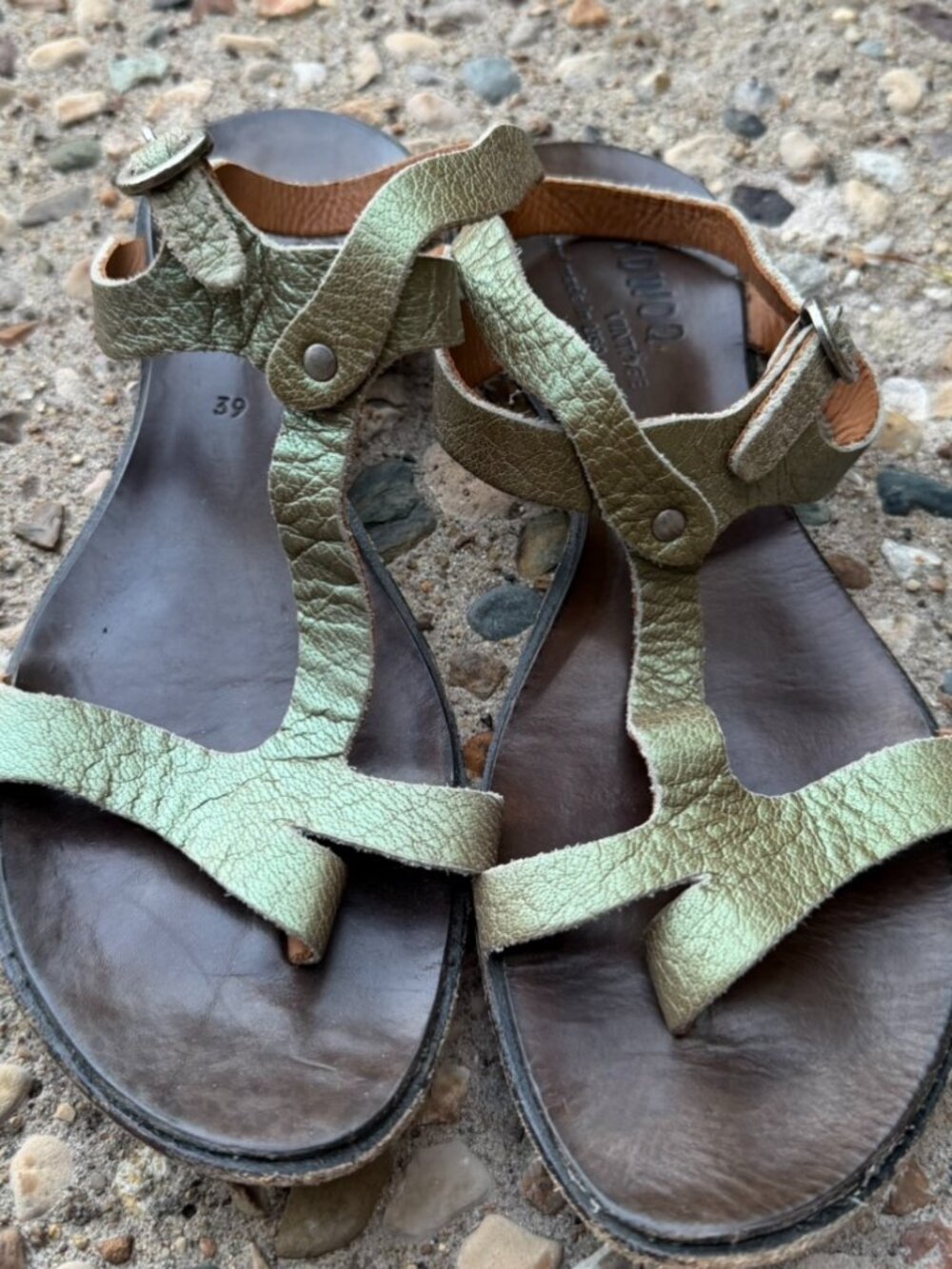 Cydwoq Vintage Green Sandals Size 39